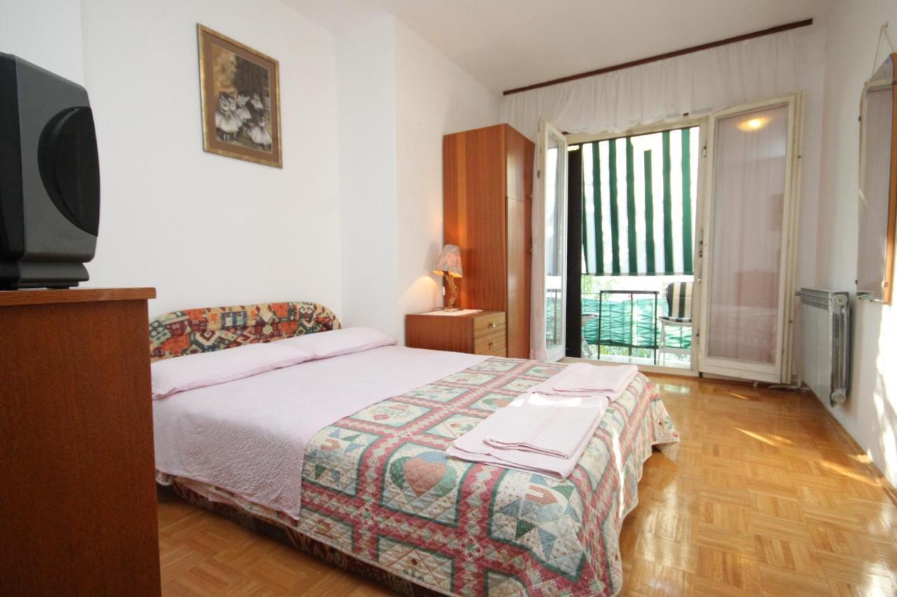 Apartments And Rooms With Parking Space Rovinj - 7170 Exterior foto