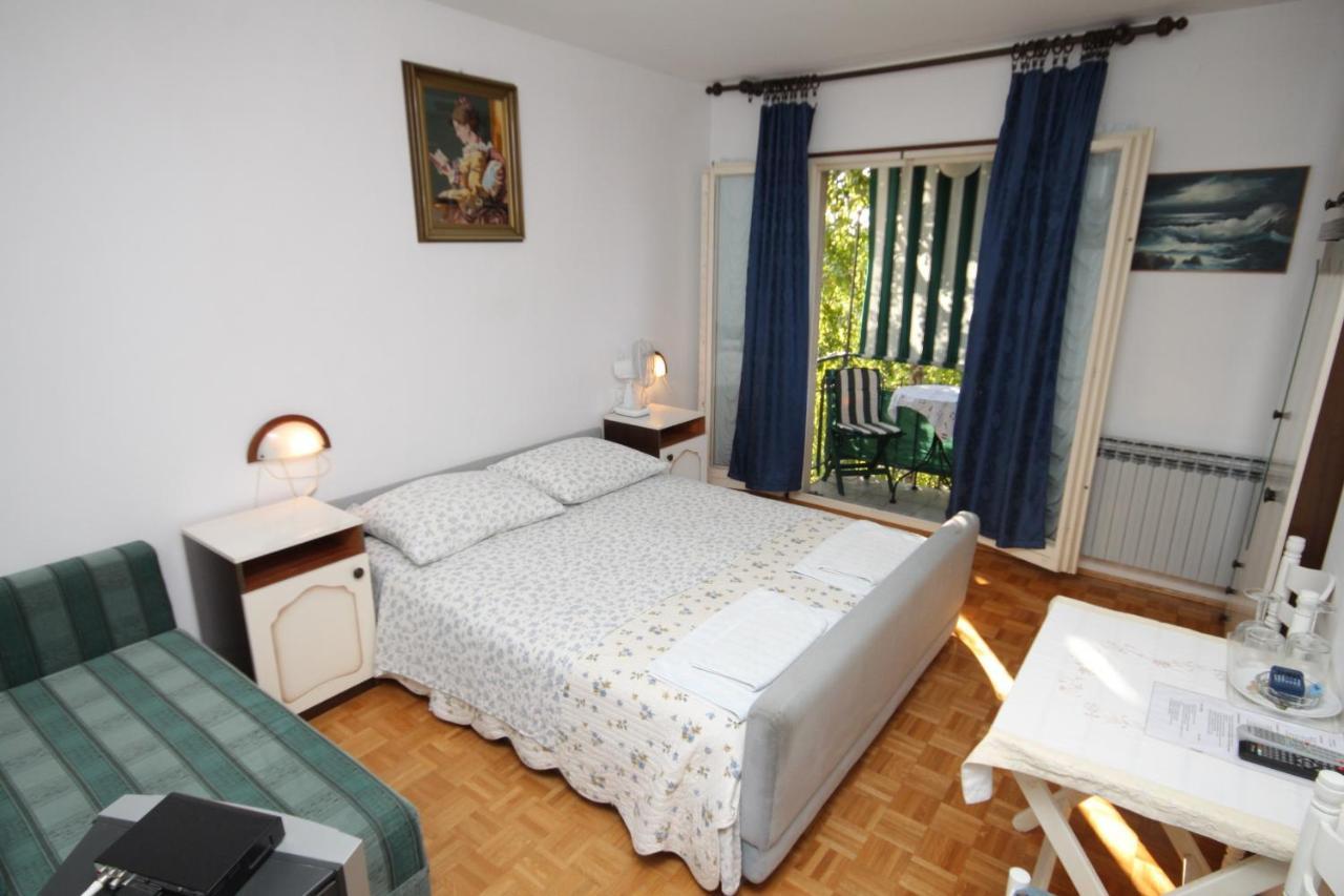 Apartments And Rooms With Parking Space Rovinj - 7170 Exterior foto